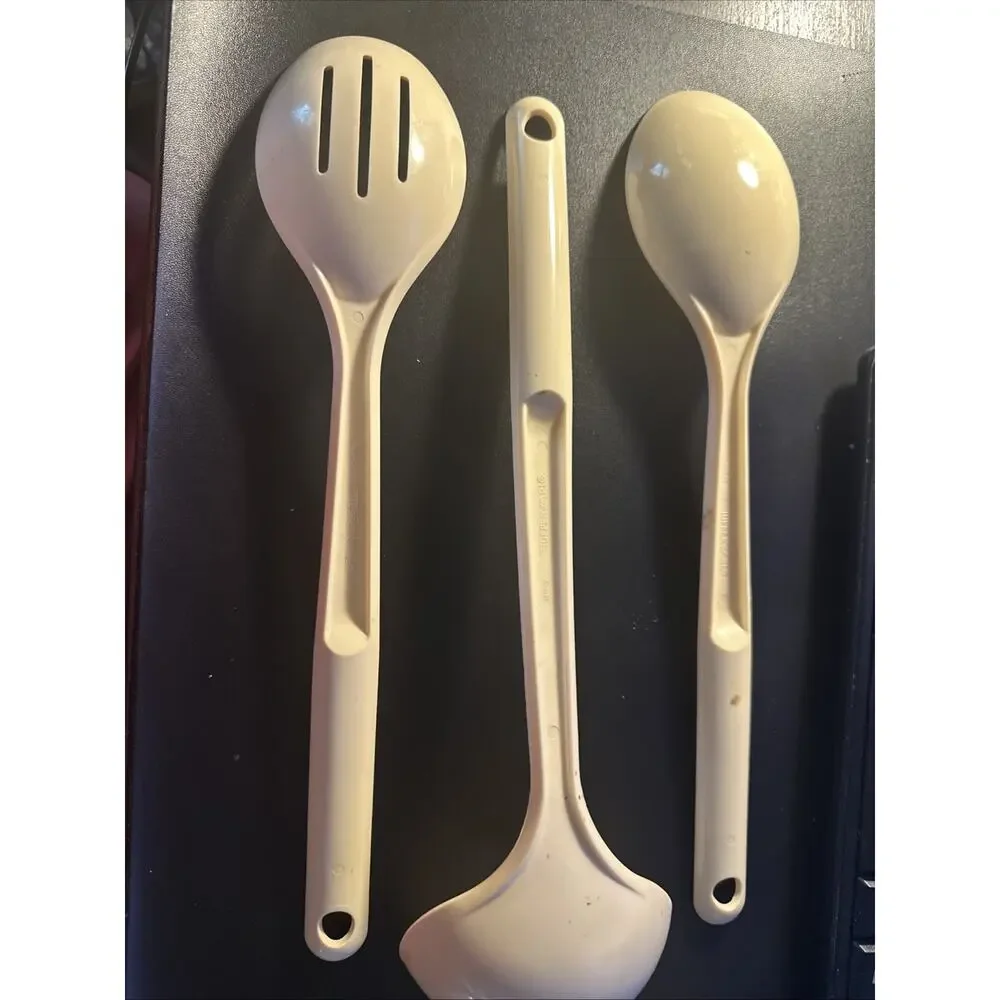 Vintage Tupperware Cooking Utensils Lot Set Of 3 Cream Plastic Spoons Ladle